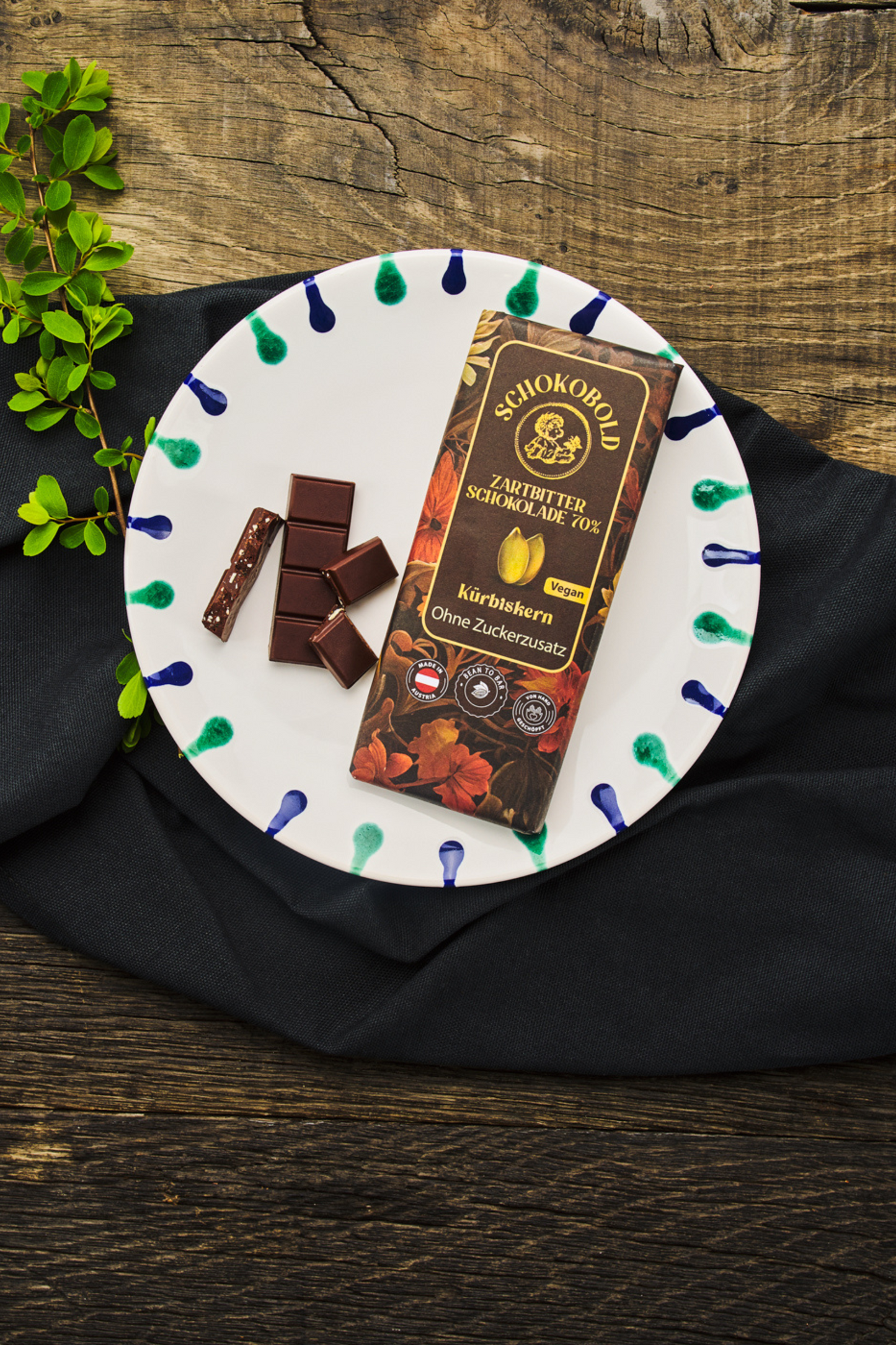 Bean-to-Bar. Dark chocolate with pumpkin seed , with no added sugar. 70% cocoa content. Vegan
